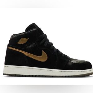 Nike Air Jordan 1 Retro High "Heiress Camo" youth sneakers.